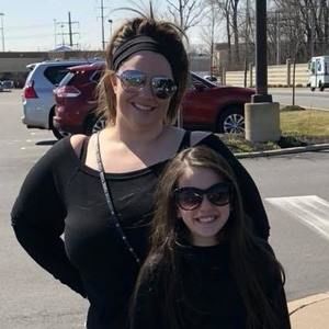 Meet your Posher, Danielle